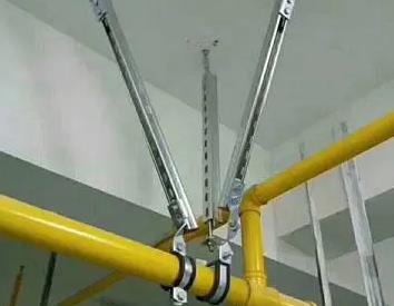 闸阀支撑架的质量要求。价格决定了甘泉抗震支撑框架的质量。
